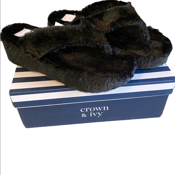 crown & ivy Shoes - Crown & Ivey NWT Black Bedroom Shoes